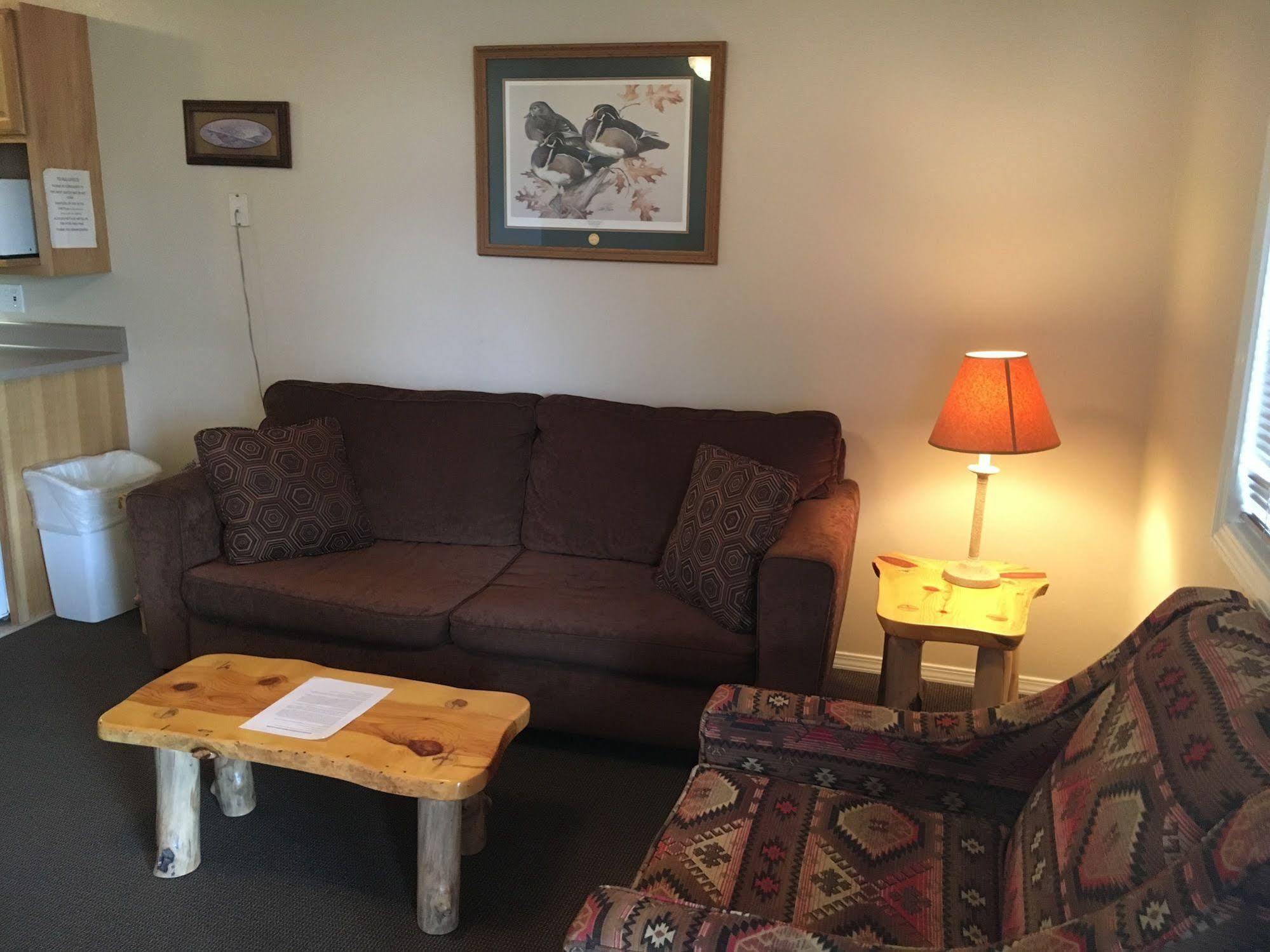Mountain Landing Suites & Rv Park パゴサ・スプリングス エクステリア 写真