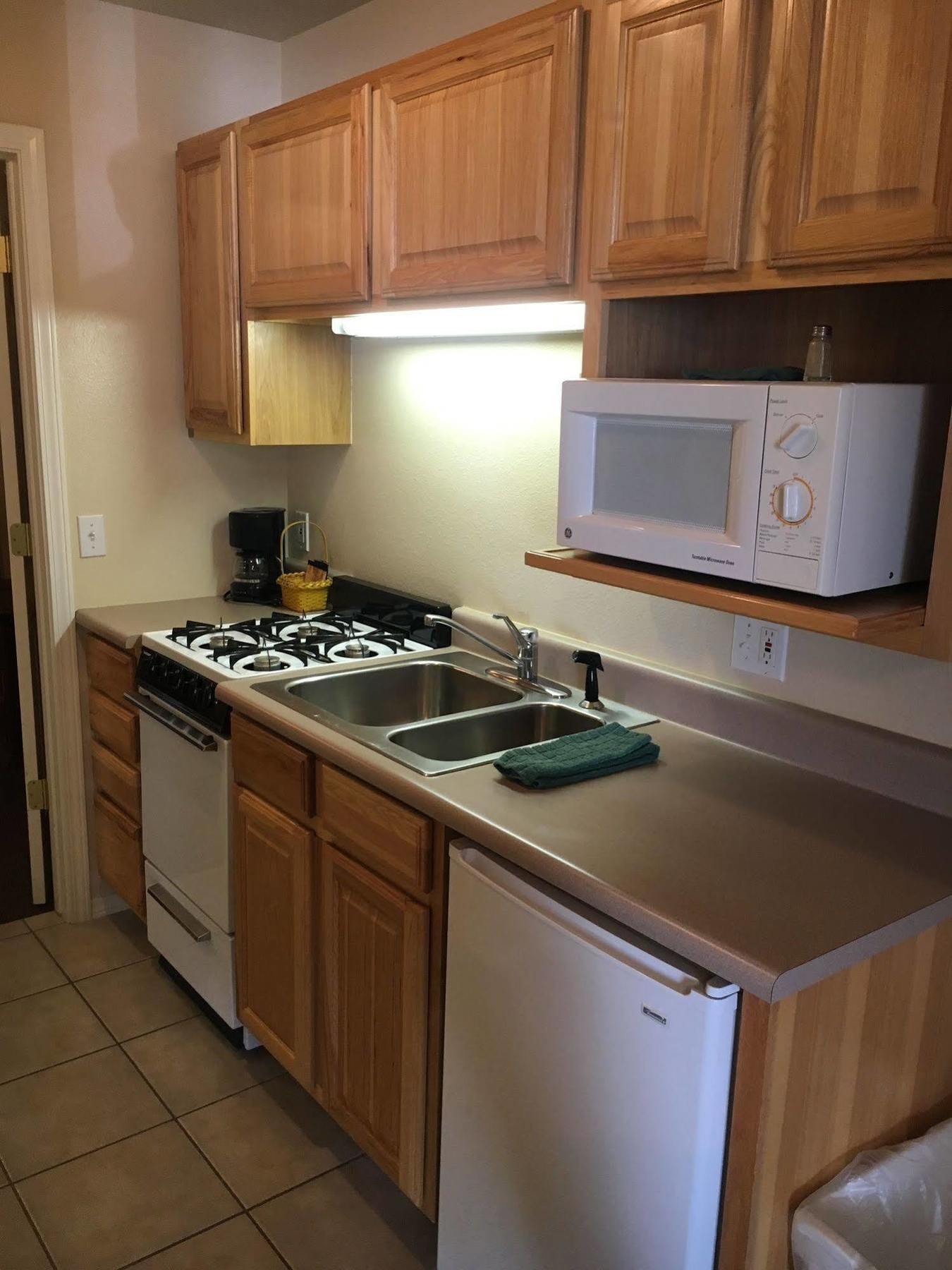 Mountain Landing Suites & Rv Park パゴサ・スプリングス エクステリア 写真