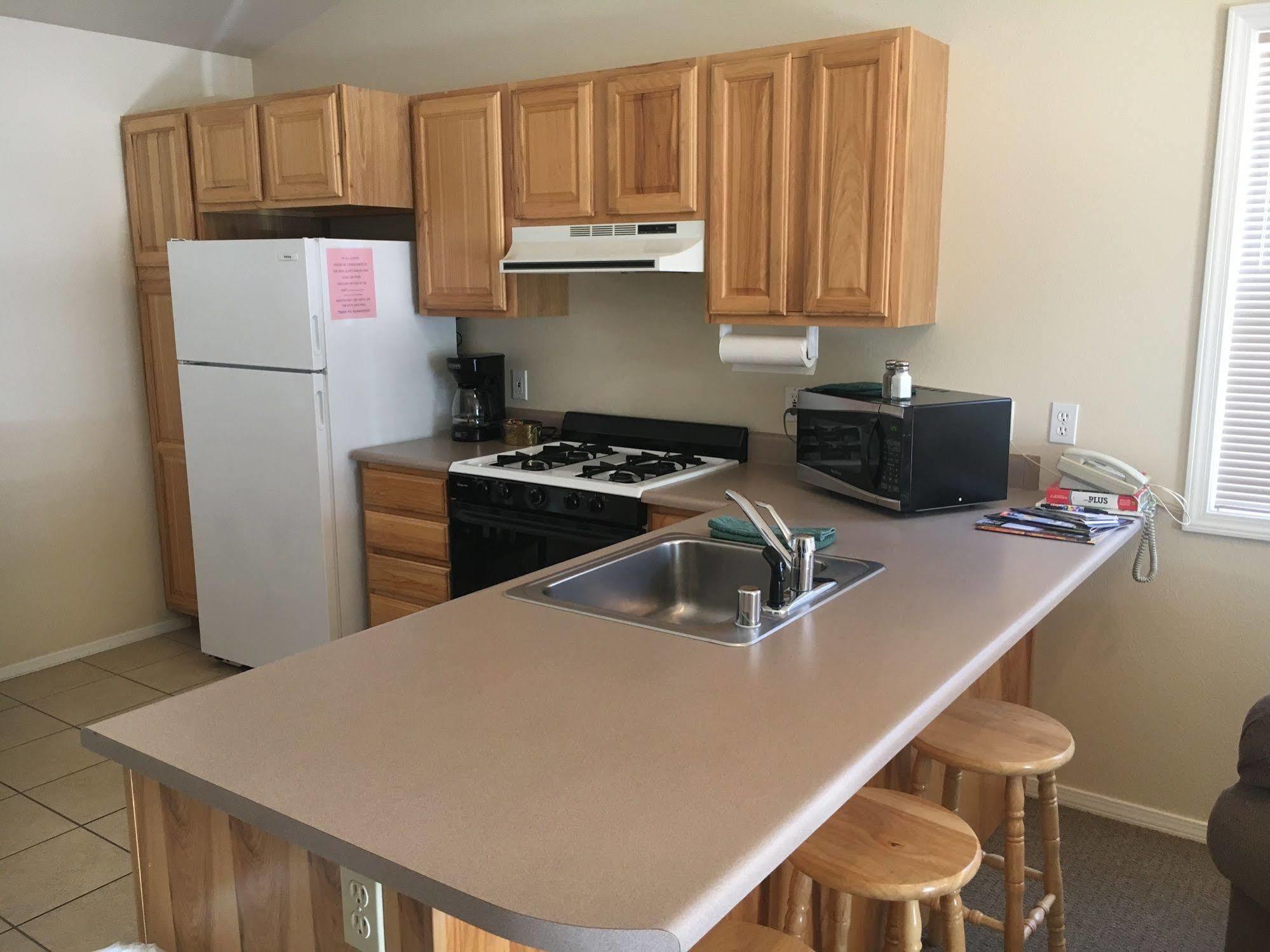 Mountain Landing Suites & Rv Park パゴサ・スプリングス エクステリア 写真