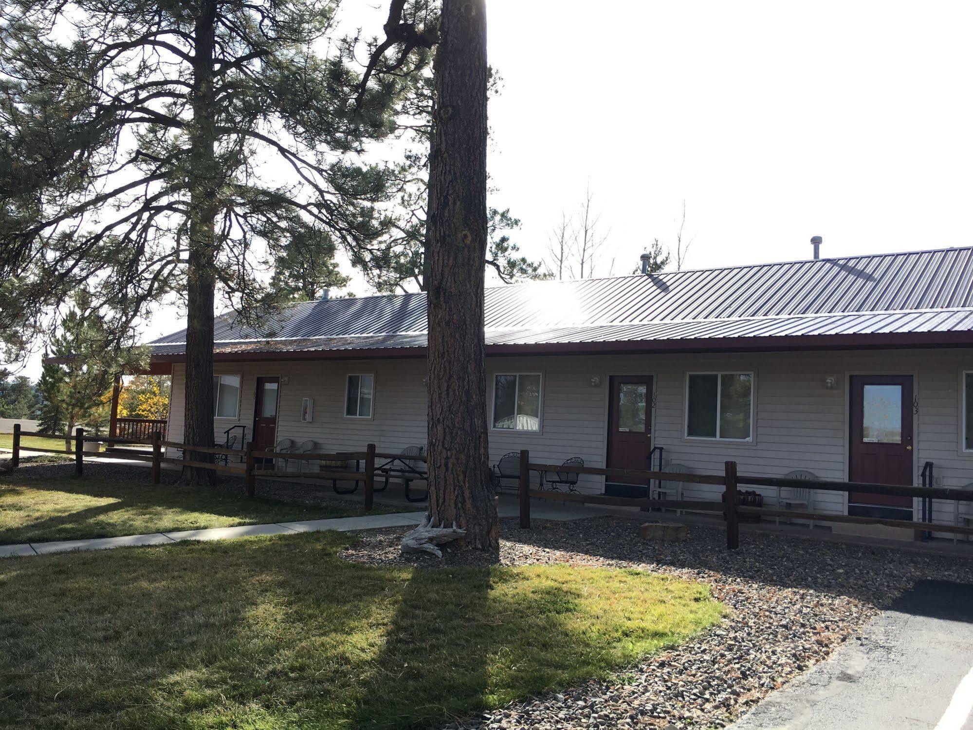 Mountain Landing Suites & Rv Park パゴサ・スプリングス エクステリア 写真